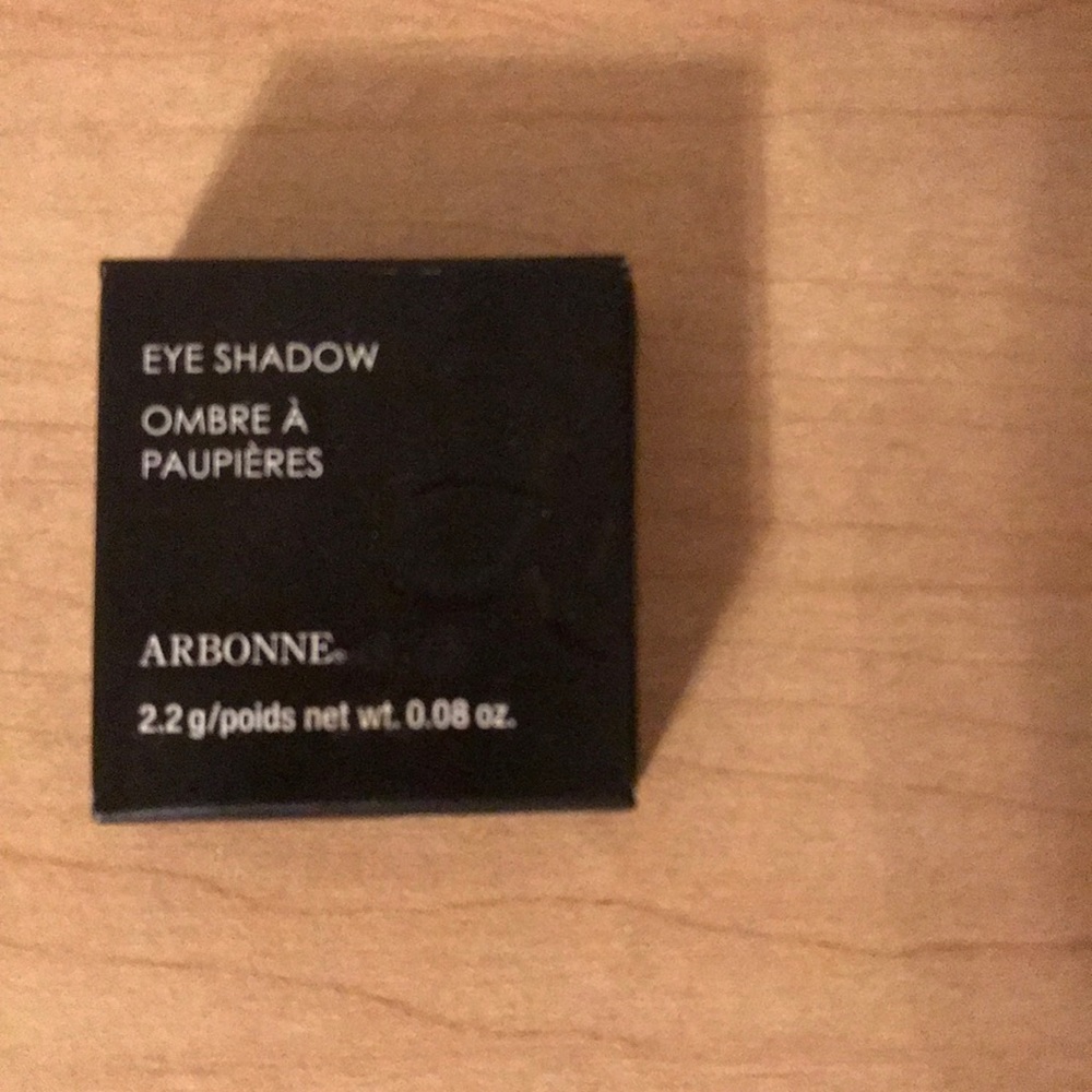 Eye shadow